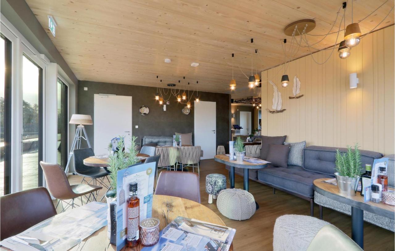 Stunning Home In Lembruch-Duemmer See With Sauna Kültér fotó